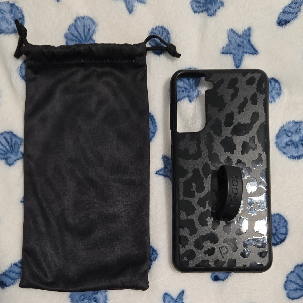 Midnight (Black) Leopard Print Loopy Phone Case w/bonus hot pink loop
